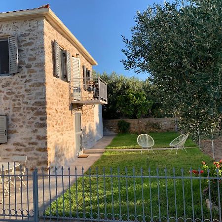 Messinian Stone Houseヴィラ エクステリア 写真