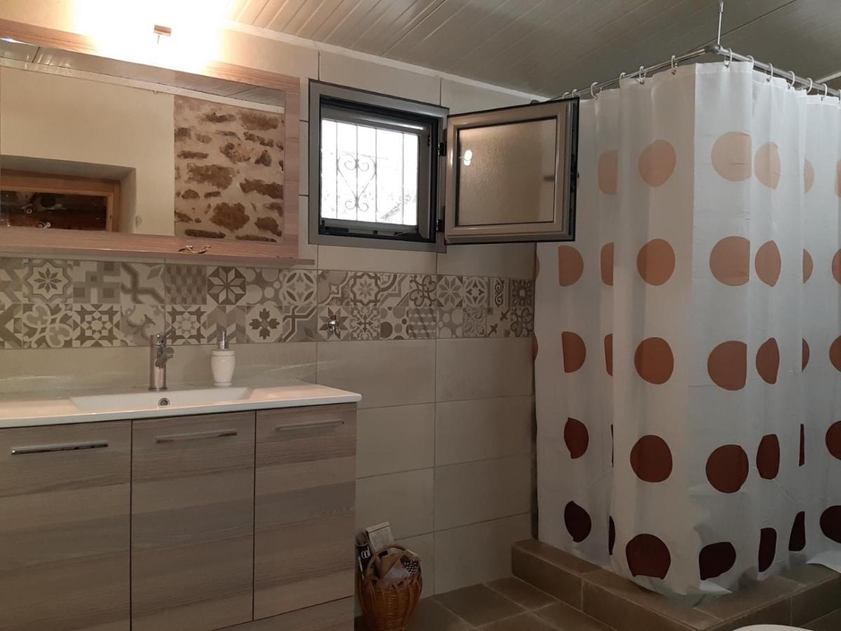 Messinian Stone Houseヴィラ エクステリア 写真