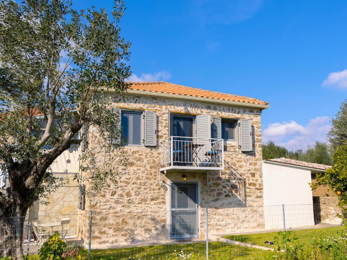 Messinian Stone Houseヴィラ エクステリア 写真