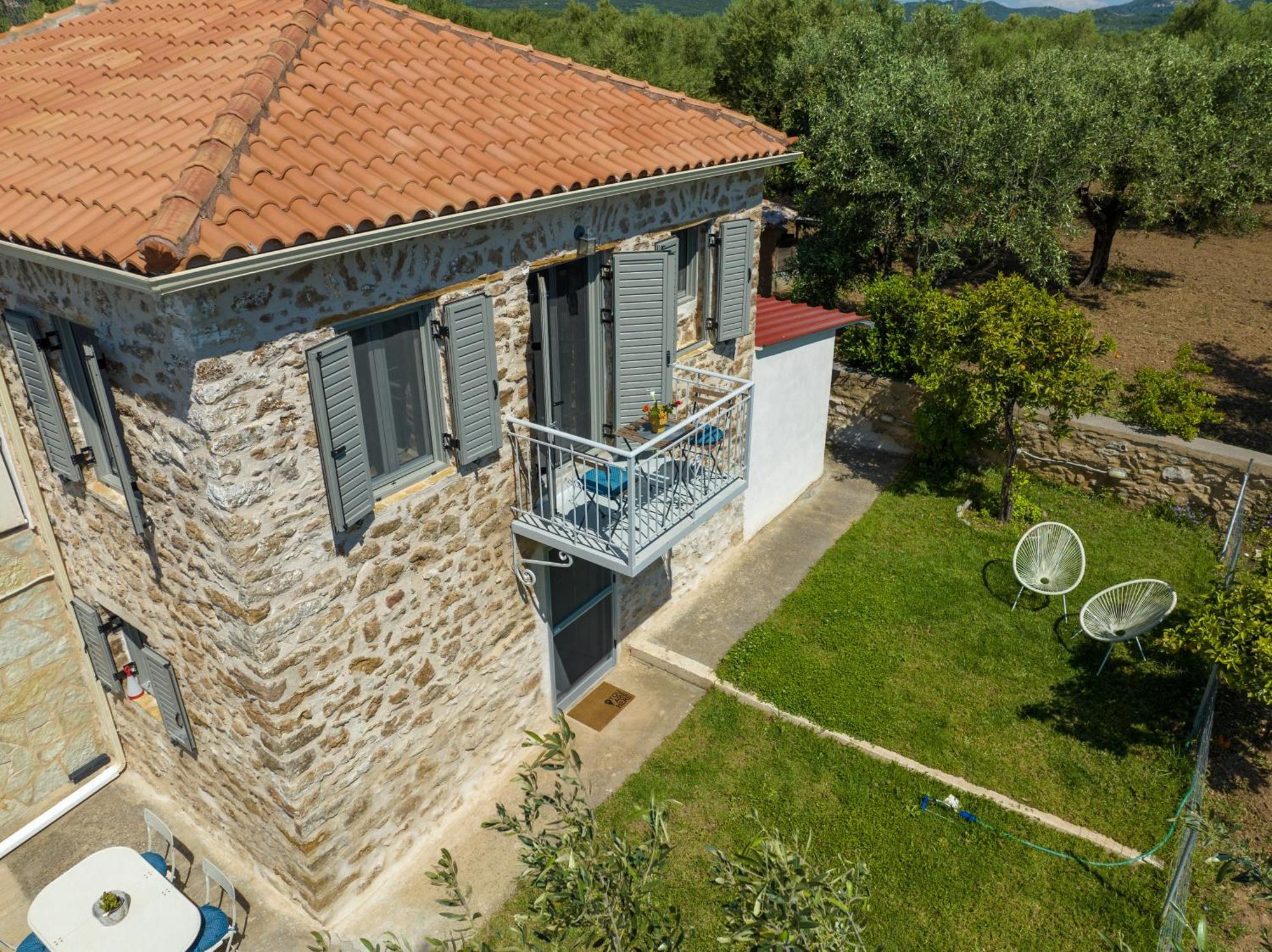 Messinian Stone Houseヴィラ エクステリア 写真